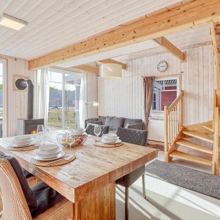 2 Bedroom Stunning Home In Zerpenschleuse Luaran gambar