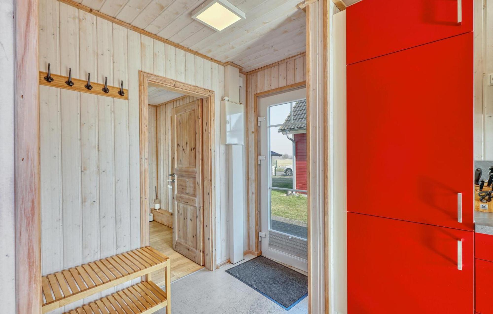 2 Bedroom Stunning Home In Zerpenschleuse Luaran gambar